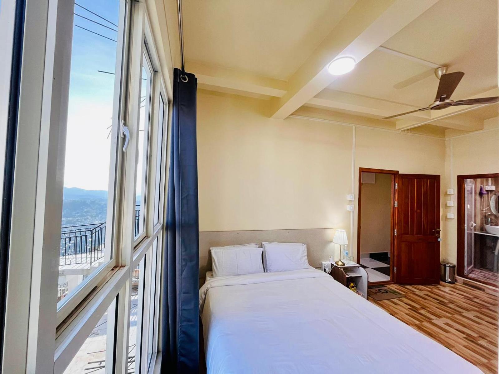 Aizawl Guest House Apartments Kültér fotó